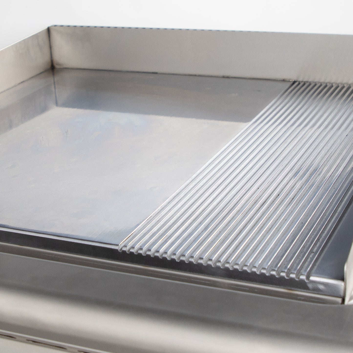 Professional Commercial Gas Griddle Grill with Enhanced Cooking Features